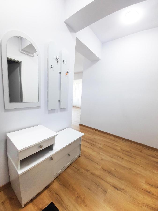 Appartement White Flat à Bucarest Extérieur photo